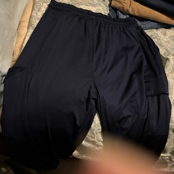 SHEIN Women’s Charcoal and Navy Jogging Cargo Pants - Picture 14 of 14